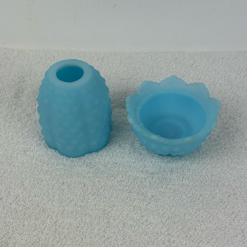 VTG 70s Fenton Satin Sky Blue Milk Glass Hobnail Fairy Lamp Light Votive - Picture 4 of 16